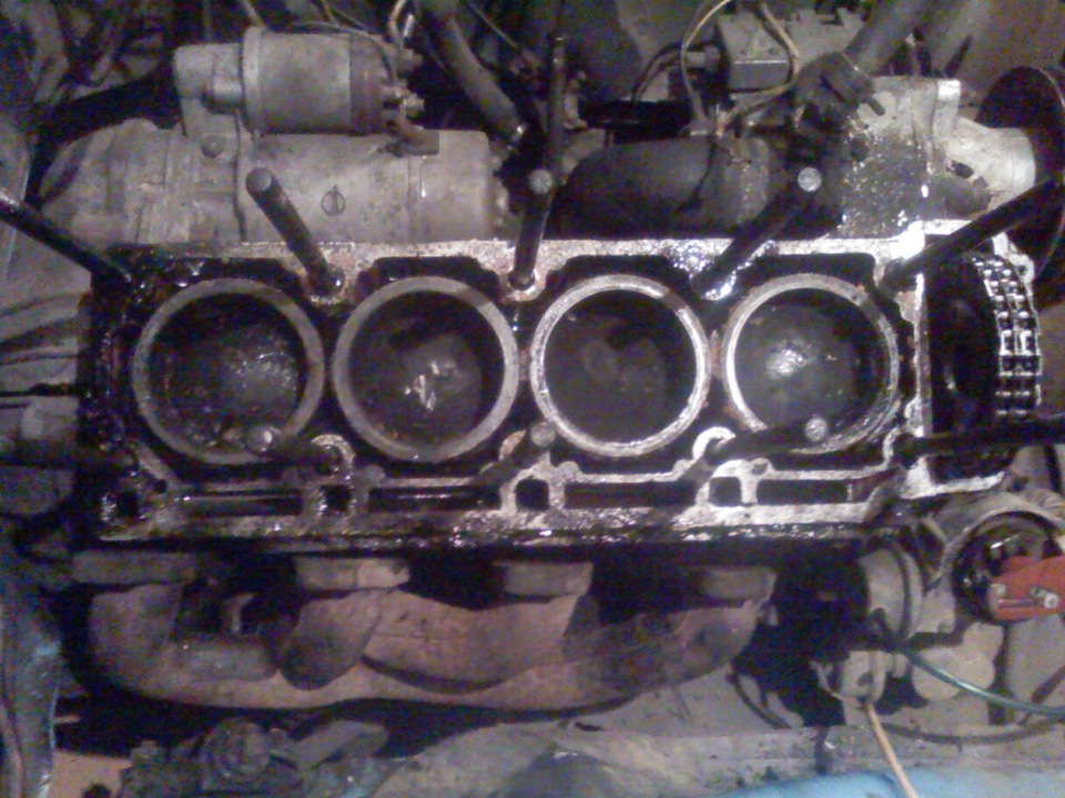 Снял головку а там писец) — Москвич 412, 1,5 л, 1989 года | поломка ...