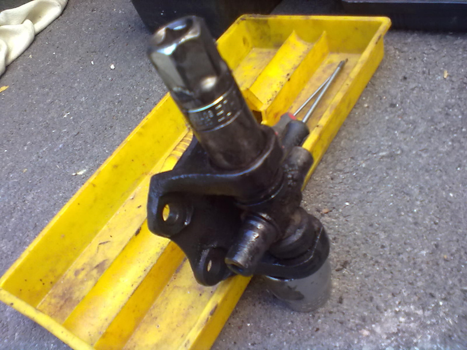 замена крестовины — УАЗ 31514, 2,4 л, 2004 года | своими руками | DRIVE2