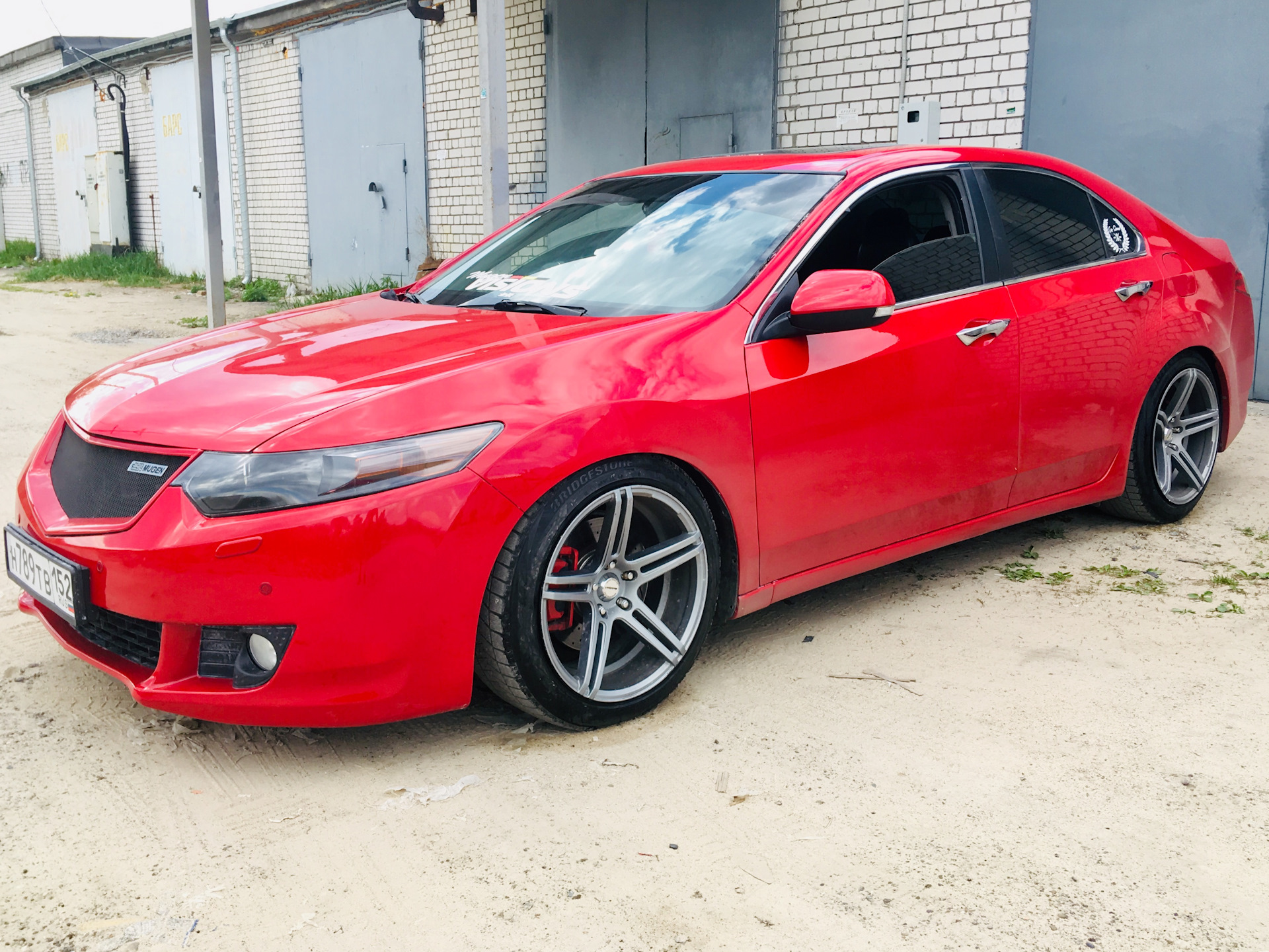 Red Honda Accord 8