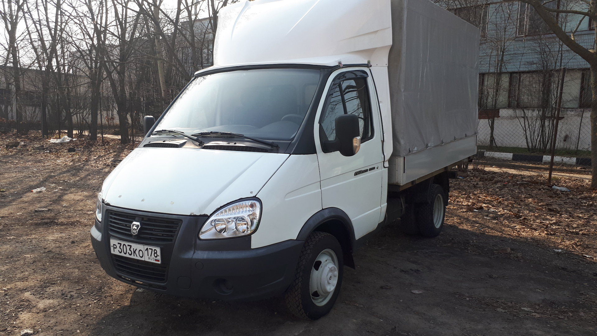 9 mt. Газель 2. Серебристая газель 3302. Синяя фура. 9 107 л с.