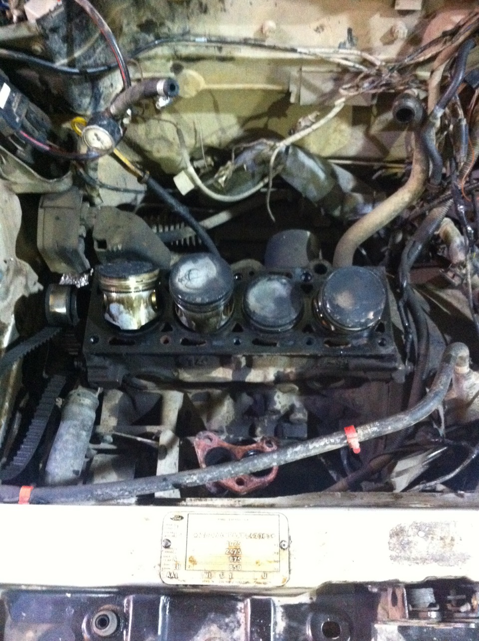 Притирка клапанов, замена поршневых колец — Ford Escort Mk5, 1,4 л ...