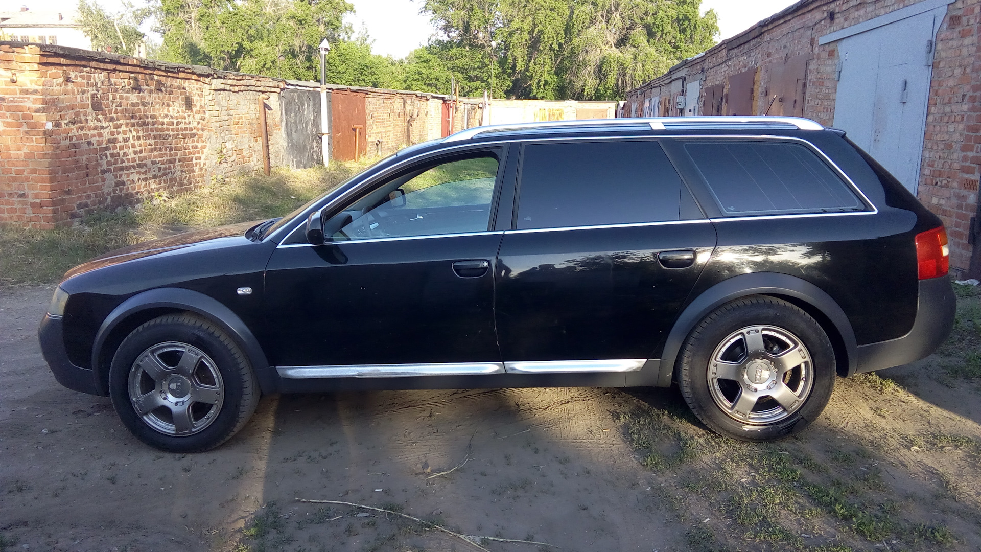 Audi Allroad (C5) 2.7 бензиновый 2003 | черный BES 🐲 на DRIVE2