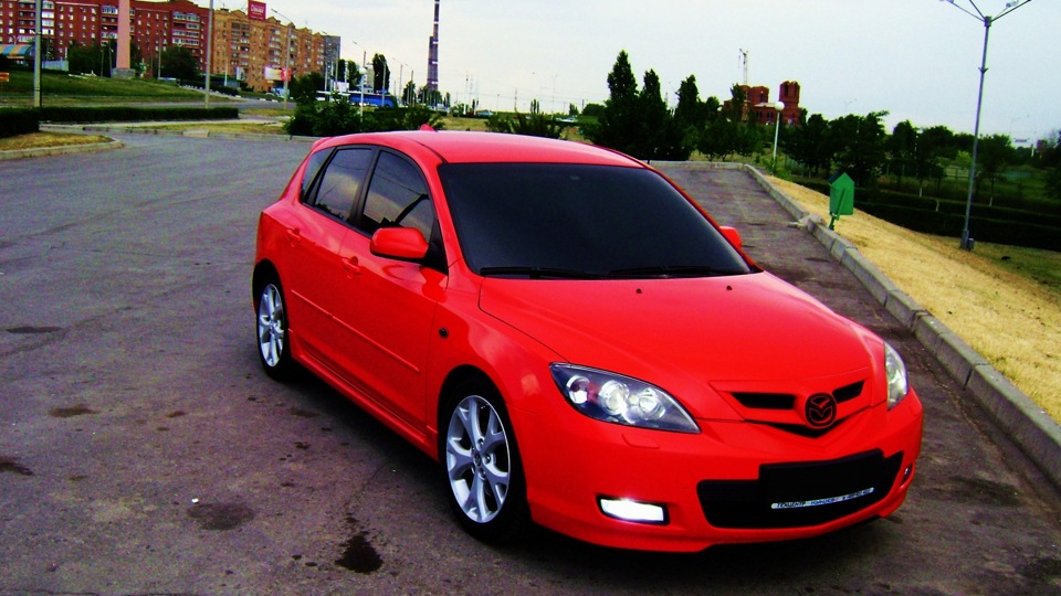 Мазда 3 бк замена. Mazda 3 BK 2.0 Sport. Mazda 3 2006 2.0. Mazda 3 Red. Мазда 3 БК хэтчбек красная.