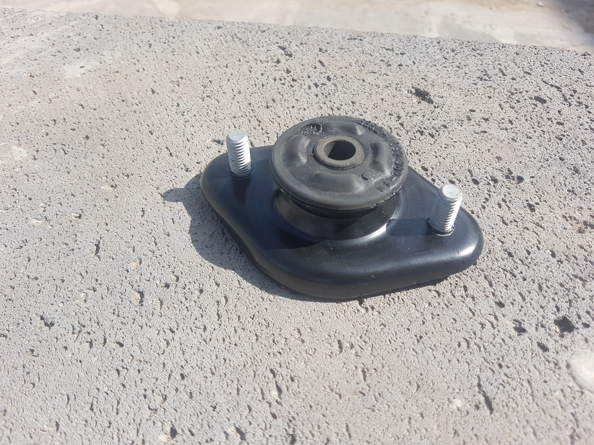 Опора задней стойки — BMW 3 series (E36), 2 л, 1995 года | своими ...