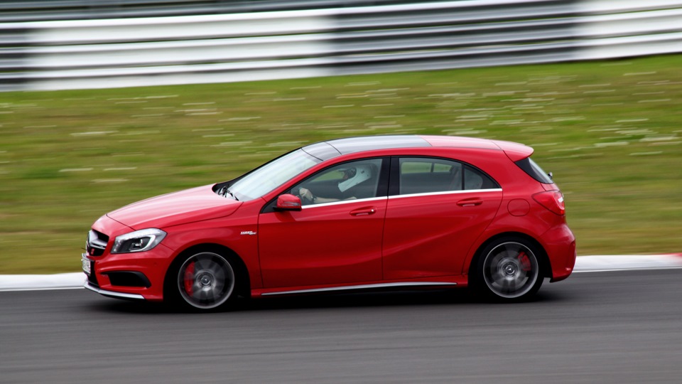 Mercedes Benz a 45 AMG РЎ РІРёРЅРёР»РѕРј