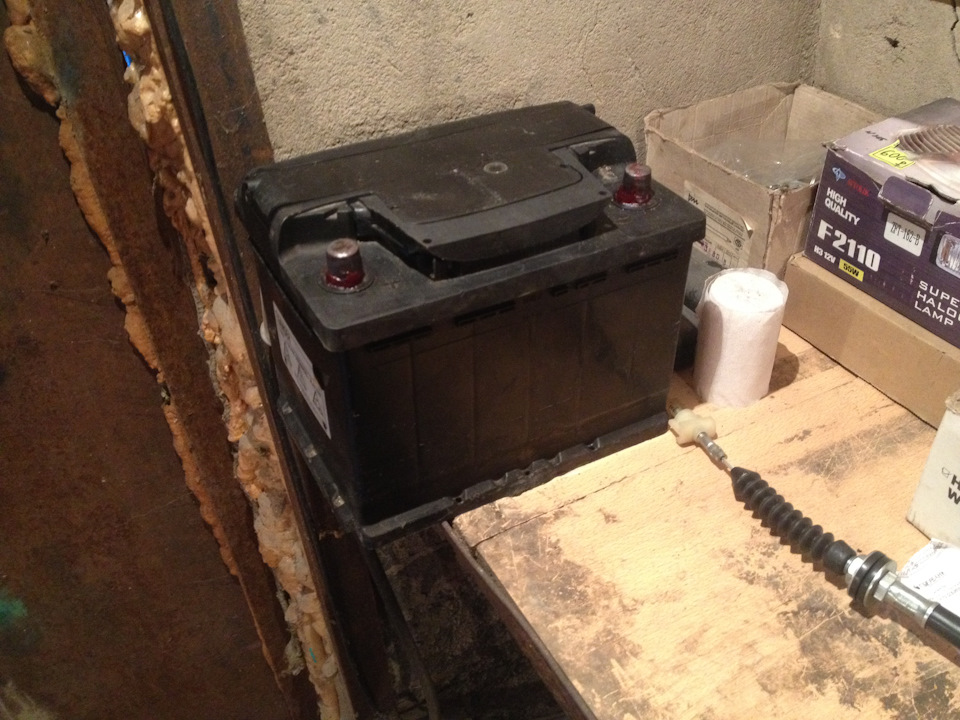 Аккумулятор умер… — Lada Приора хэтчбек, 1,6 л, 2012 года | поломка ...