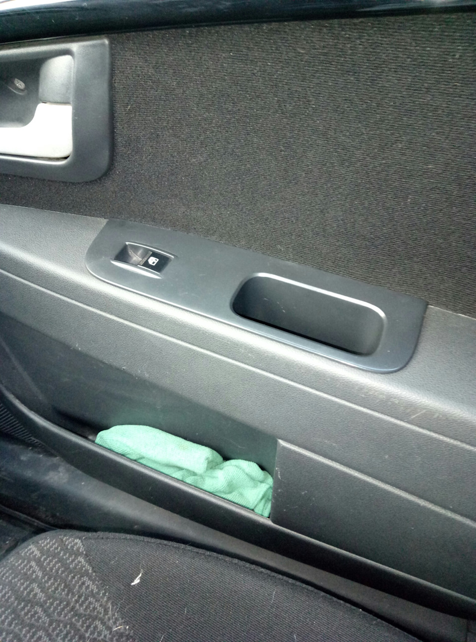 Шум в салоне. — Lada Приора седан, 1,6 л., 2014 года | наблюдение | DRIVE2