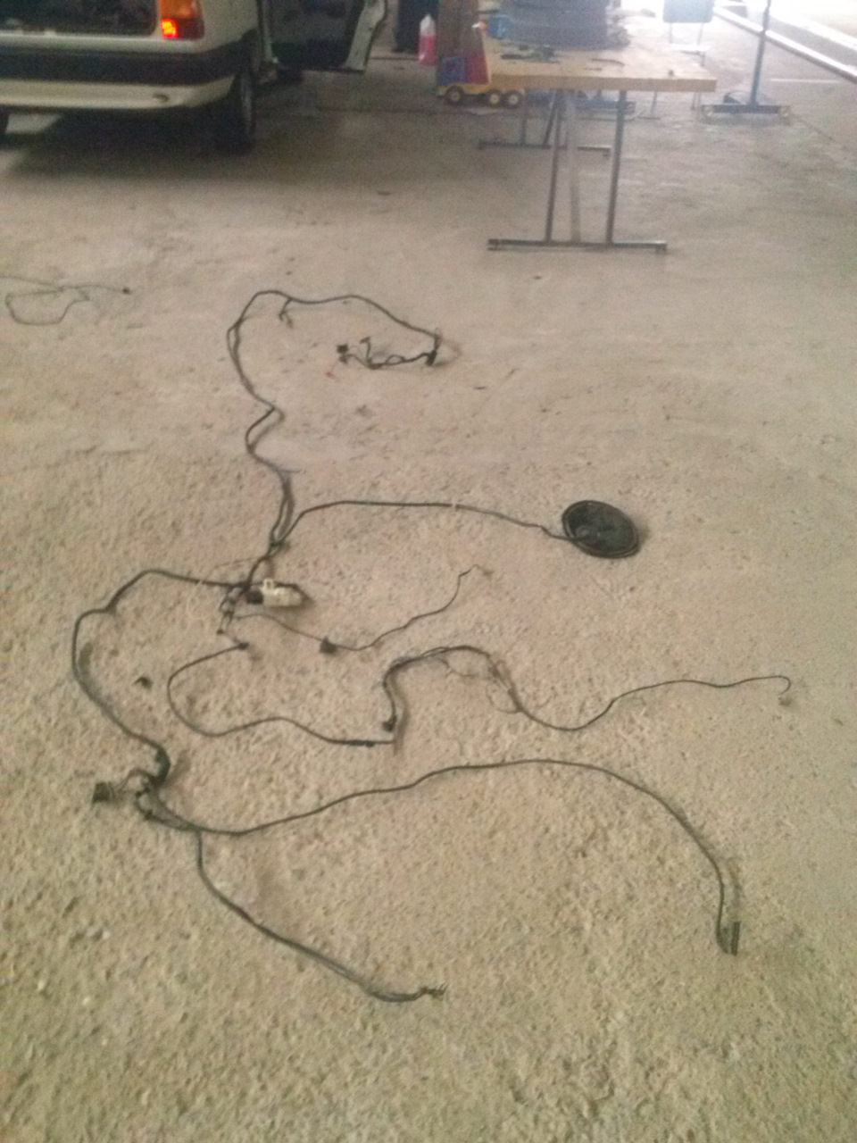 Интерестно сколько всего метрав получится, если сложить все проводки — Audi 100 (C3)