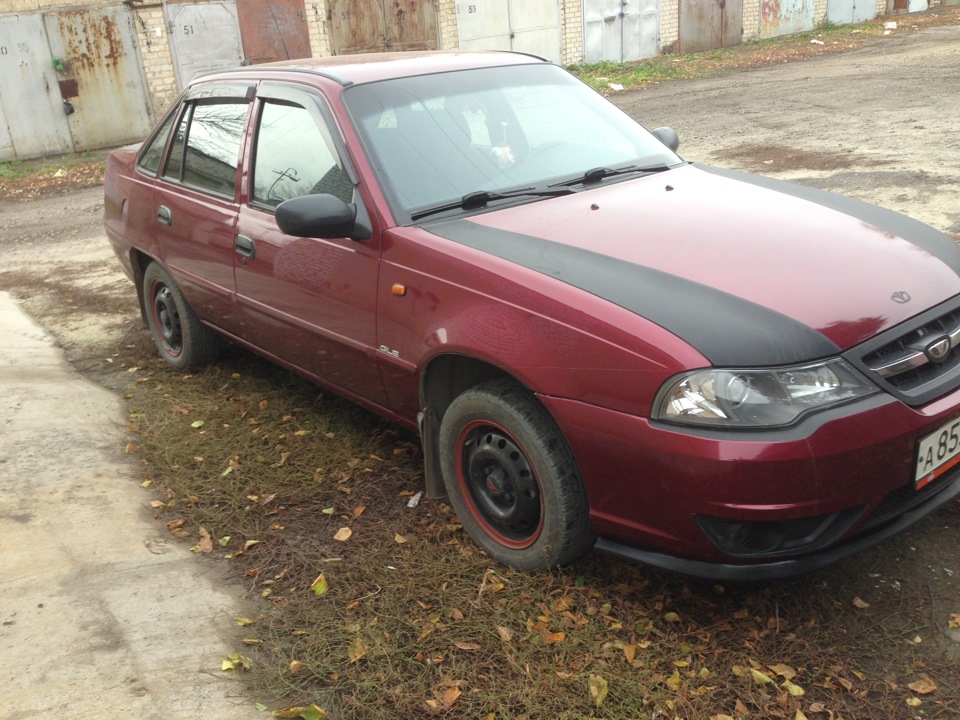 Daewoo Nexia 150 вишнёвая