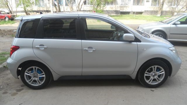 Toyota ist (1G) 1.3 бензиновый 2003 | на DRIVE2