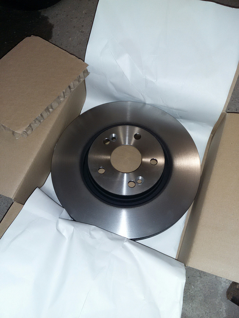 Лагуна 2 задние диски. Задний тормозной диск рено лагуна 2. Здт рено лагуна 2. Задний тормозной диск рено лагуна 2. Задние тормозные диски для renault laguna 3.