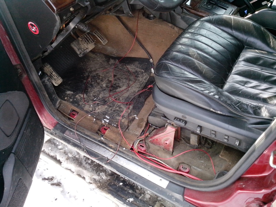 Дополнительный компонент к магнитоле и колонкам. — Land Rover Range ...