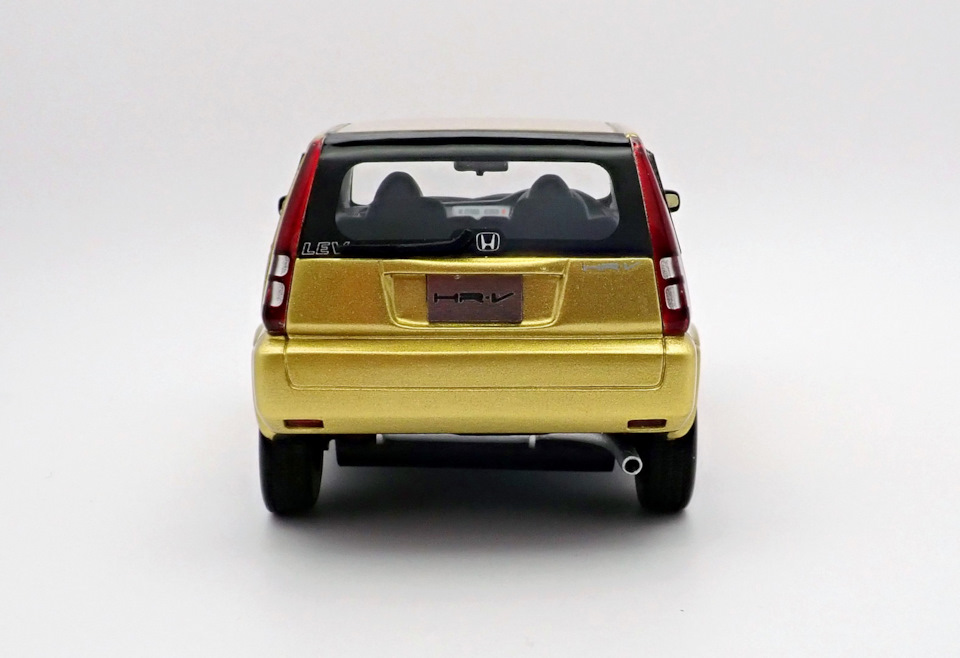 ミニカー Hi-Story 1/43 Honda HR-V J4(1998) Amazon | Hi Story 1/43 ホンダ HR-V J4 (1998) ボーグ