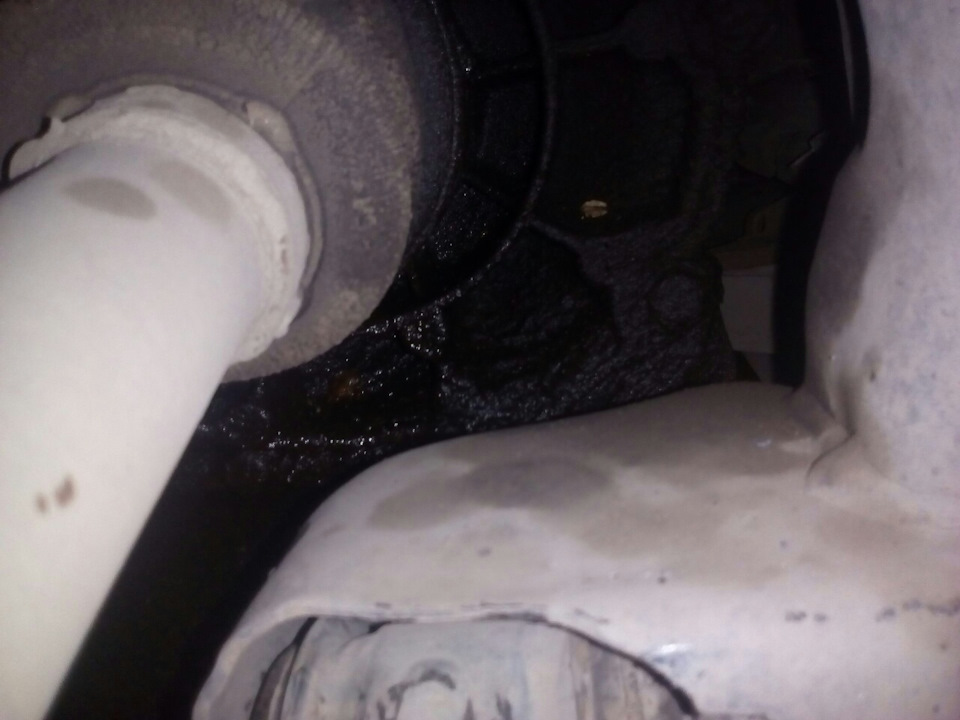 Биение передней подвески — Ford Focus III Hatchback, 1,6 л, 2011 года ...