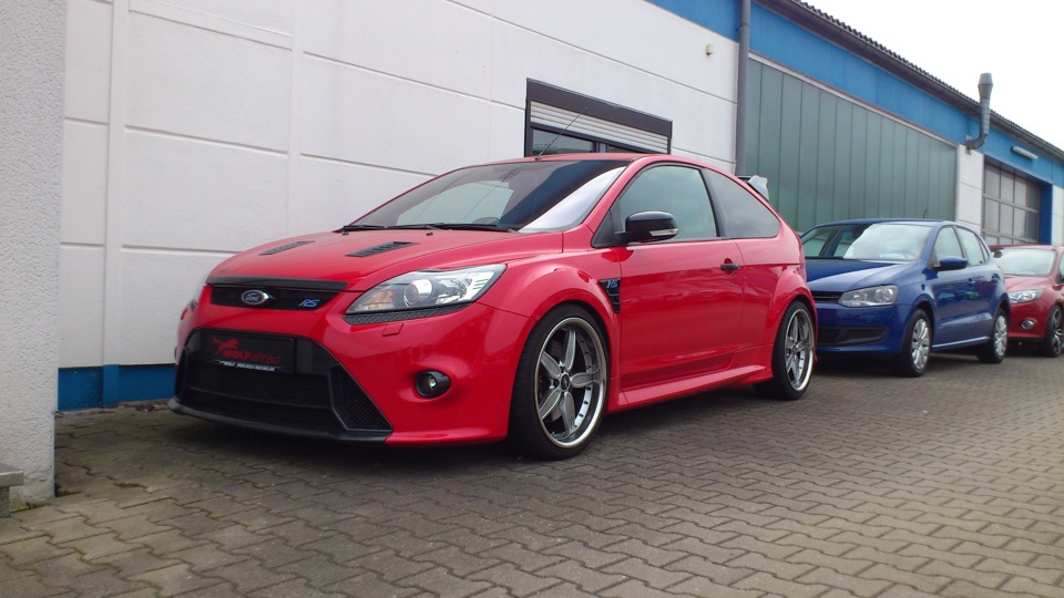 Ford Focus 2 RS Red Color