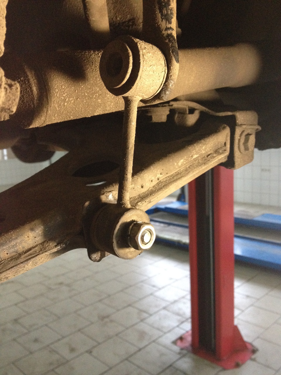 Стойка стабилизатора — Skoda Octavia A4 Mk1, 1,8 л, 1998 года | своими ...