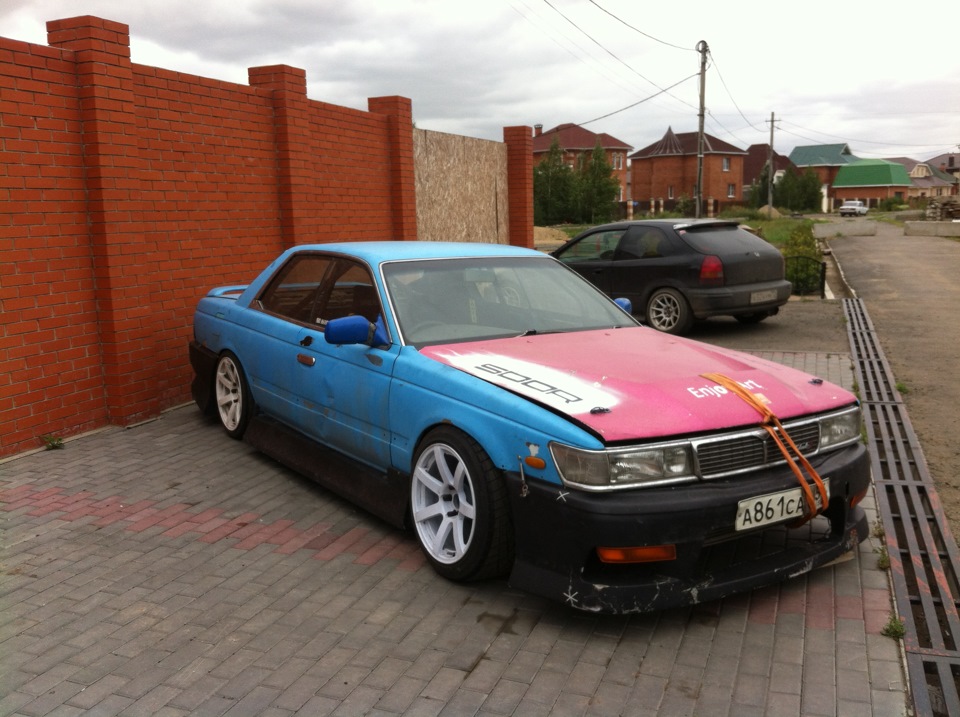 nissan laurel 33