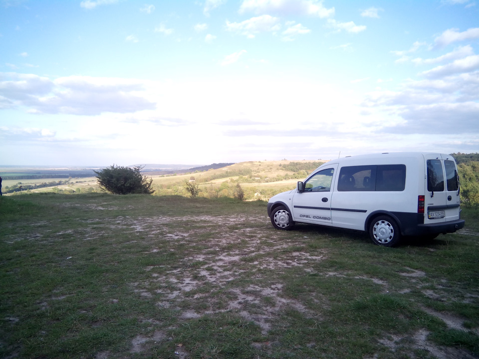 не доезжая до Львова 70 км. — Opel Combo C