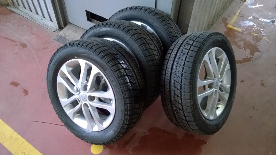 205 r16 зима. Бриджстоун VRX 205/55/16. Bridgestone Blizzak VRX 205/55 r16. 205/55r16 91s Bridgestone. Bridgestone 205/55/16 s 91 VRX.