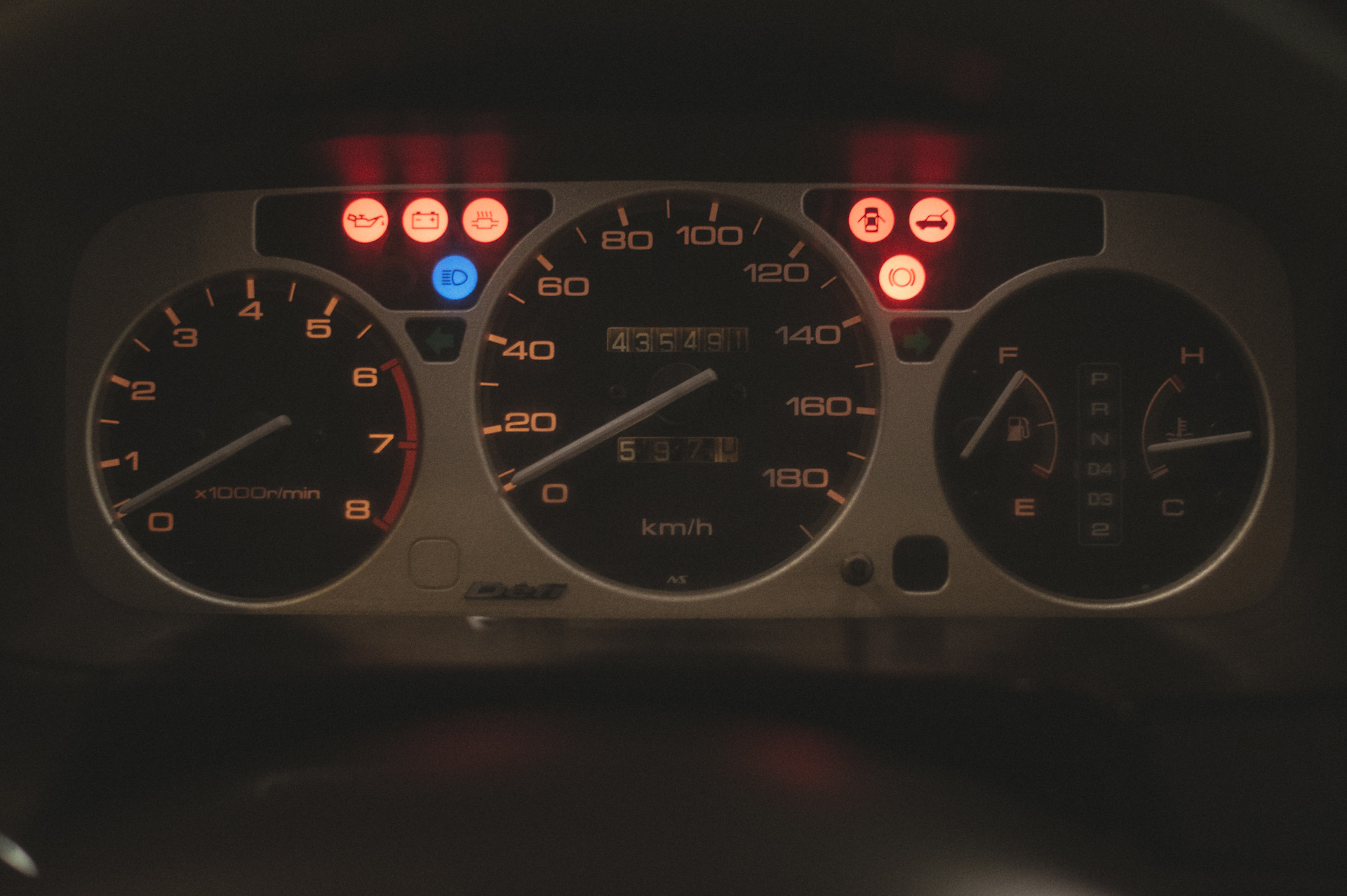 Приборная панель хонда степвагон. Приборная панель Stepwgn rf2. Honda Stepwgn Rp приборная панель. Лампы приборной панели зонда Степвагон. Хонда Степвагон 2009 шит прибор.
