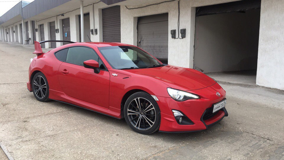 Toyota gt86 r19