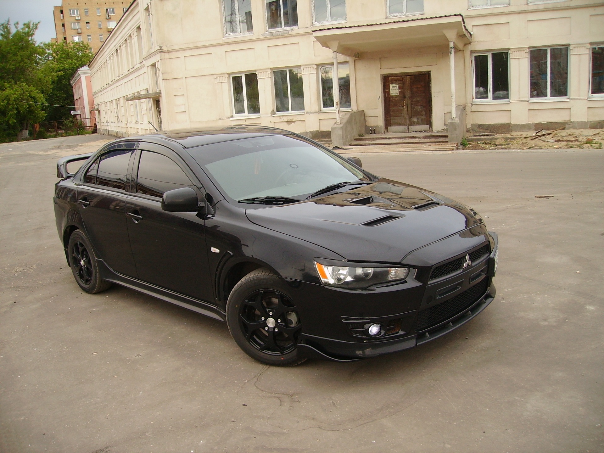 Mitsubishi EVO 10 чёрный