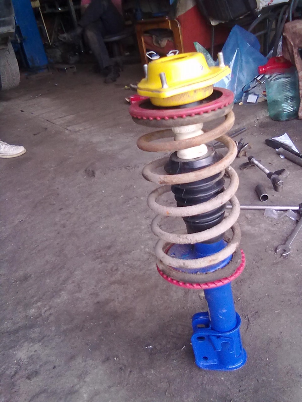 Подвеска, замена масляных стоек на газовые — Lada 21124, 1,6 л, 2007 ...