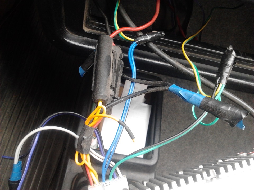 подключение магнитофона — SEAT Ibiza (021A), 0,9 л, 1988 года ...