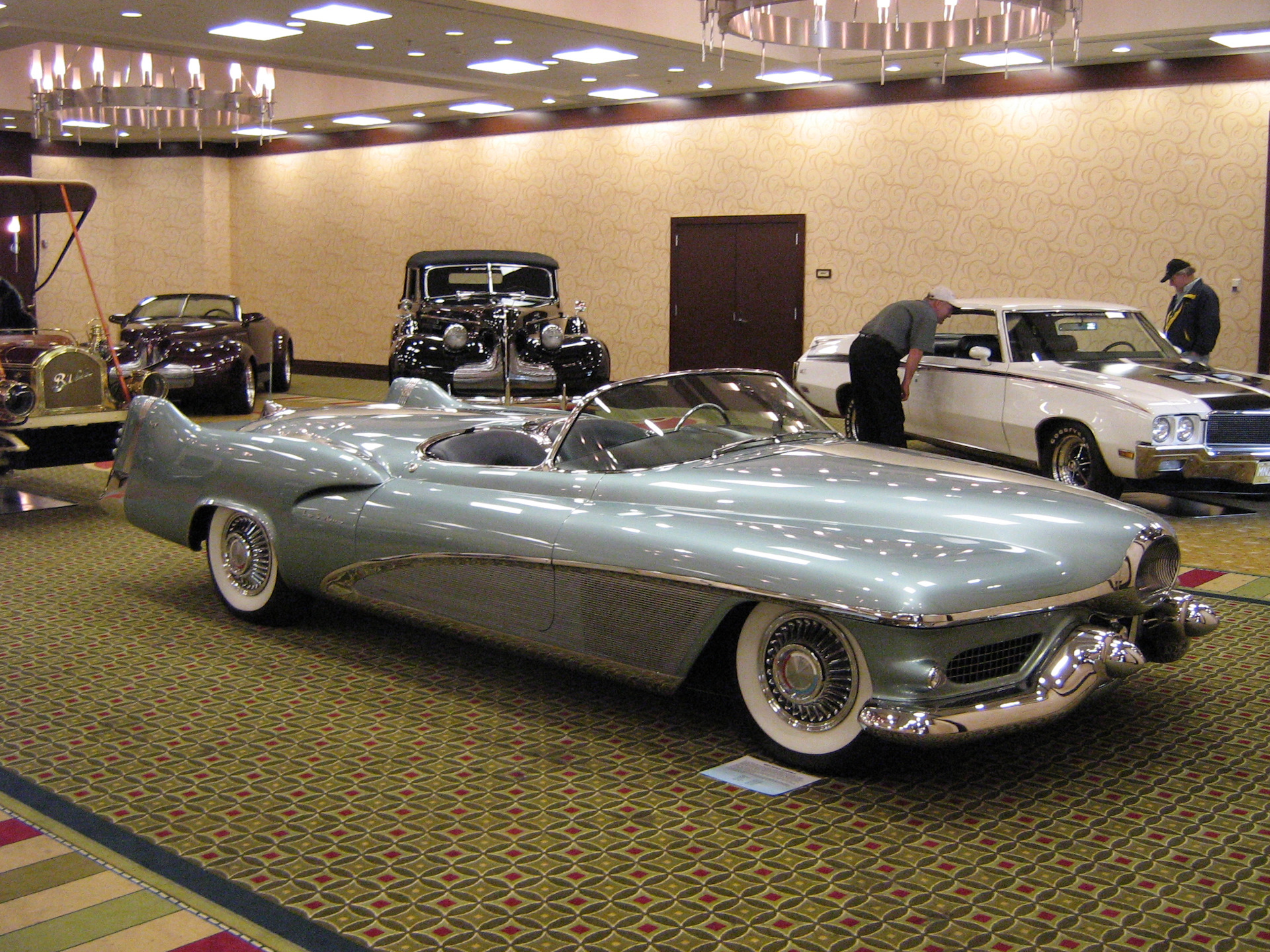 GM lesabre Concept car 1951