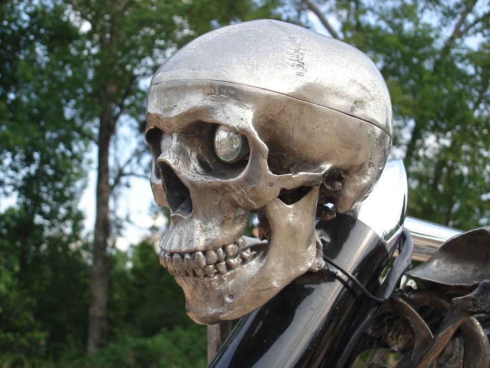 Байкао. Скелетон байк шоп. Biker Skeleton.