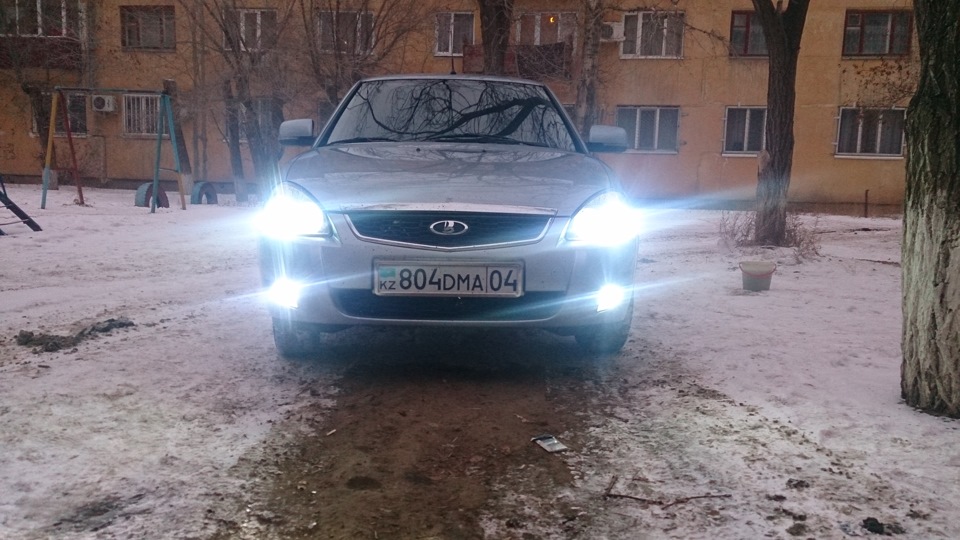 установка ксенона в ближний и в птф — Lada Приора седан, 1,6 л, 2014 ...
