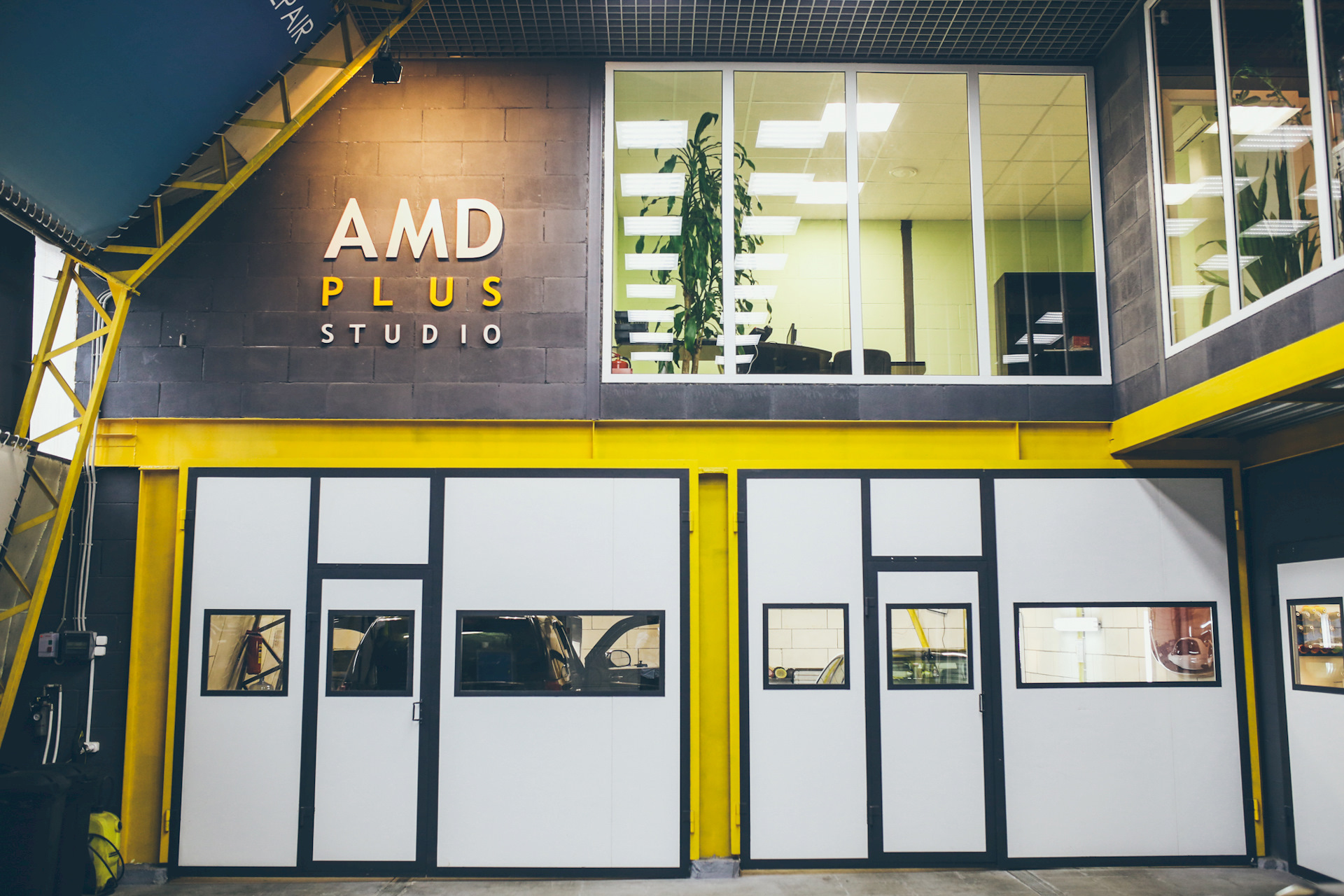Amd service. AMD Plus Studio. АМД детейлинг Сыктывкар. АМД плюс. АМД покрытия.