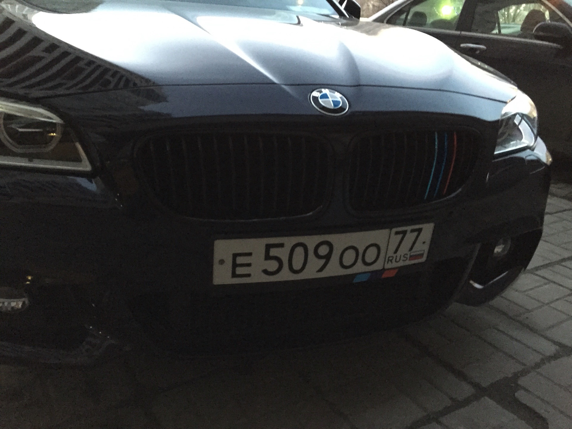 ///M полоски — BMW 5 series (F10), 2 л., 2014 года | стайлинг | DRIVE2
