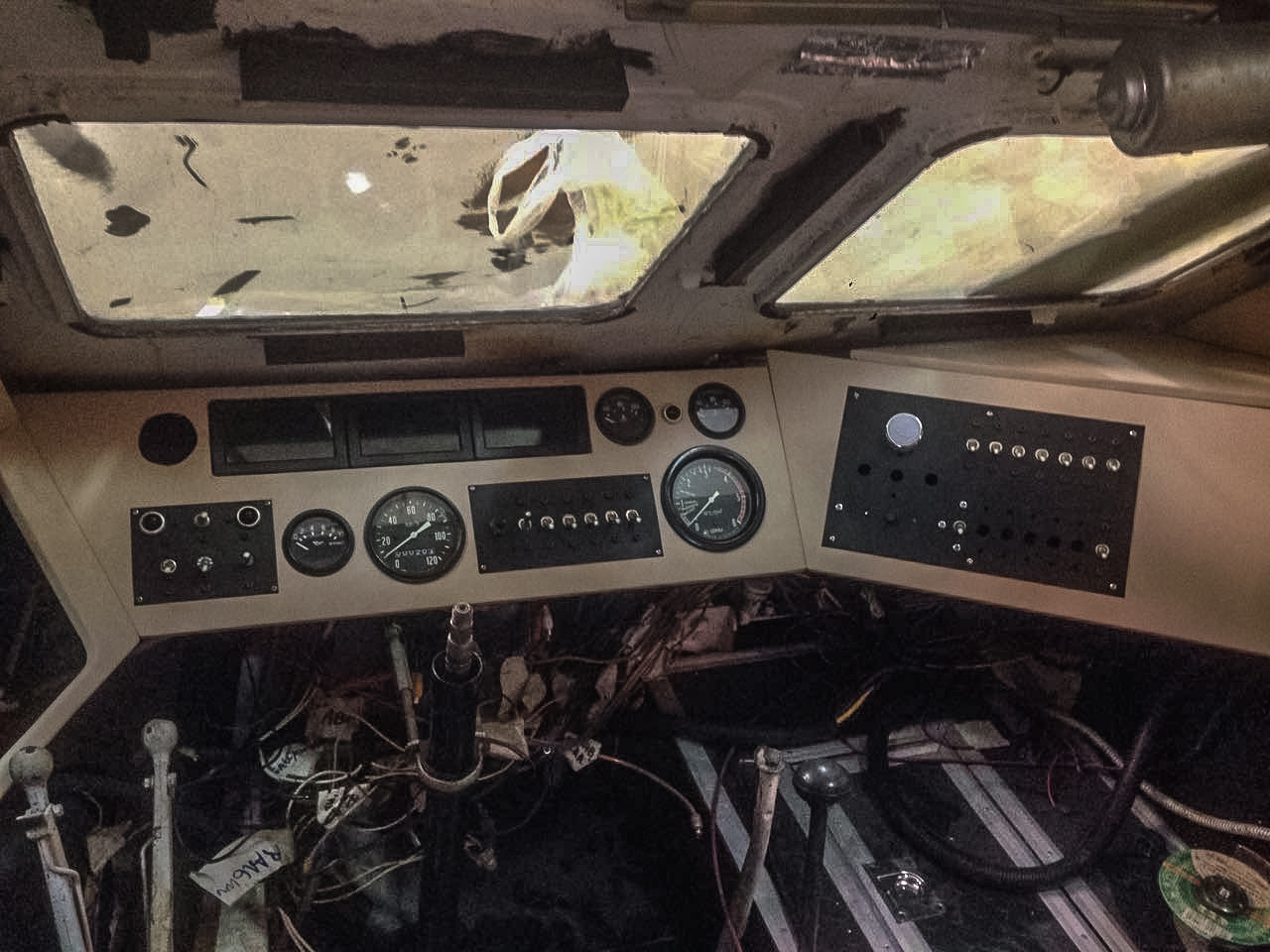 Переделка БРДМ-2 в гражданский автомобиль