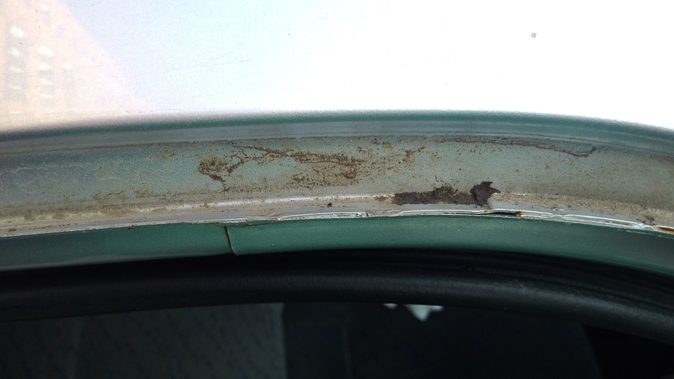 Замена уплотнительных резинок передних дверей — Lada Приора седан, 1,6 ...