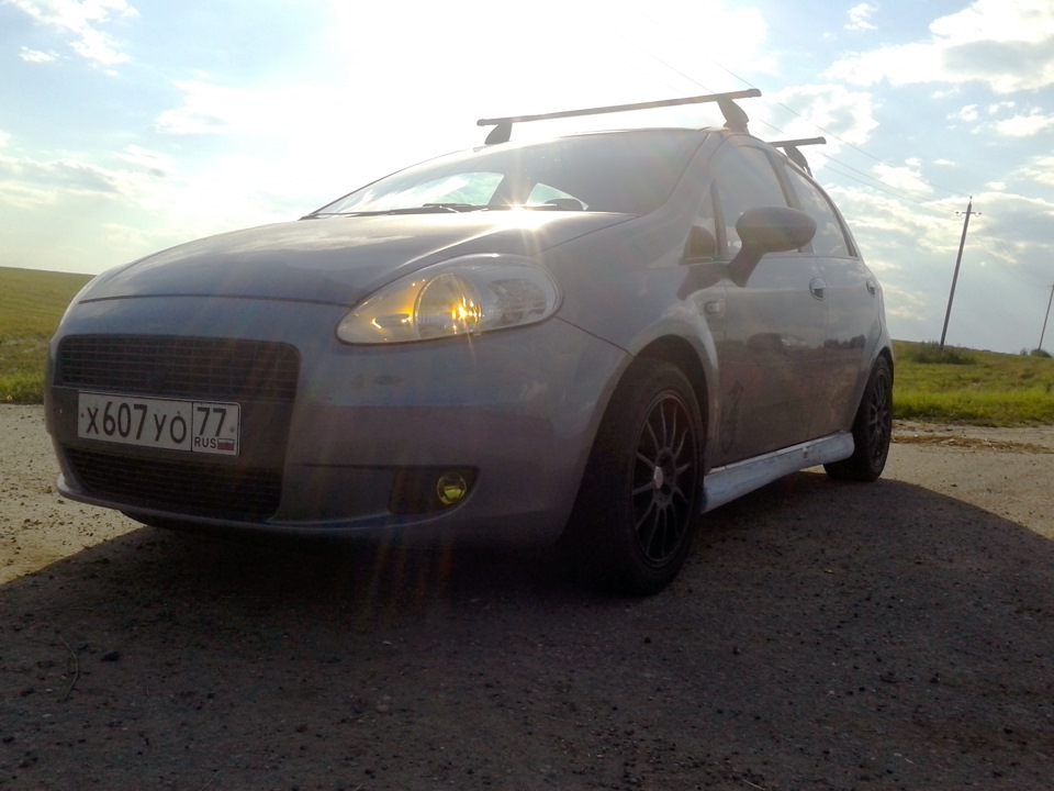 Пороги на машине. — FIAT Grande Punto, 1,4 л, 2008 года | стайлинг | DRIVE2