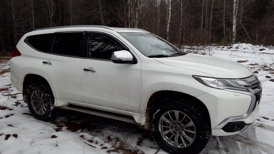 Mitsubishi Pajero Sport - Pandamobile