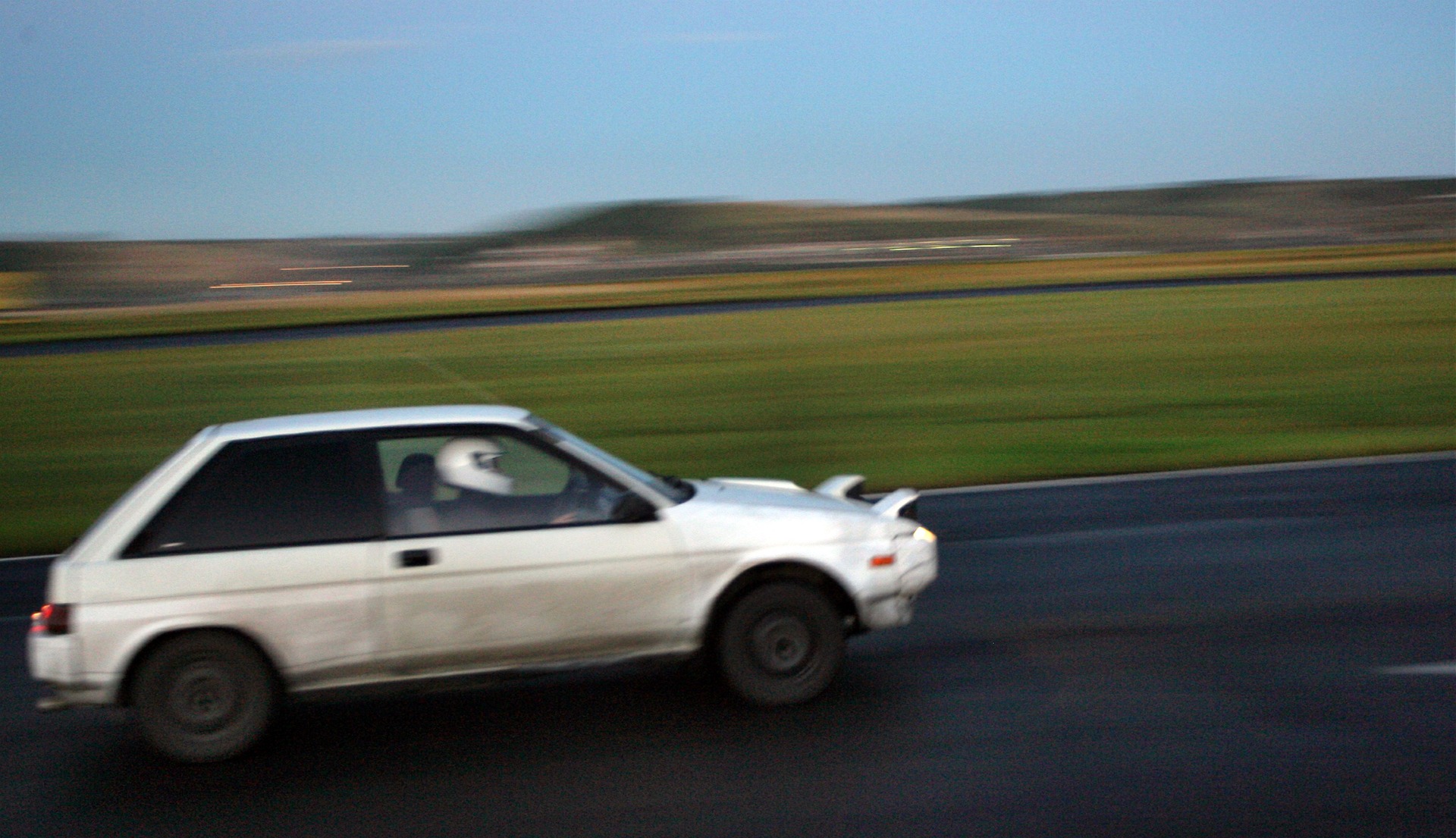 RED RING Toyota Corolla II 15 1987