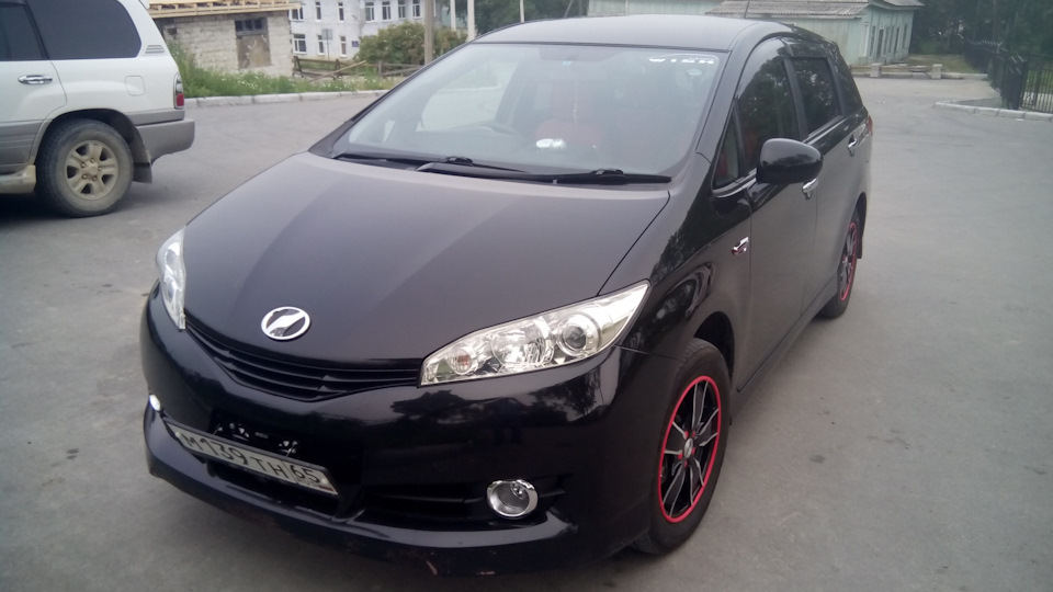 Тойота виш 2007 черный тонированный. Черный wish. Тойота виш 2003 черный. Тойота виш 2012. Toyota wish 2006 черный.