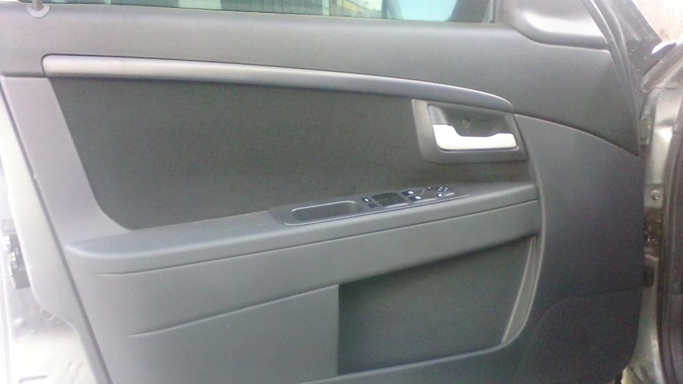 Немного салона — Lada Приора хэтчбек, 1,6 л, 2011 года | фотография ...