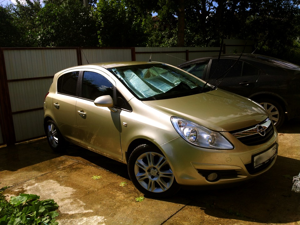 Опель корса 1. Корса что за слово. Опель корса 2011 года. Opel corsa 2007 диагностический разъем. Корса что за слово.