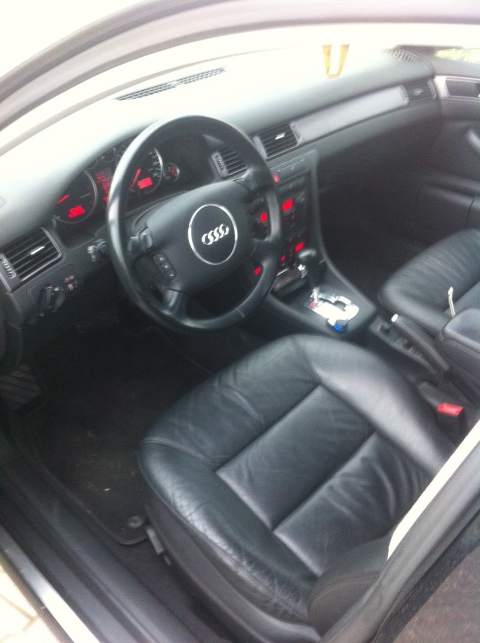 Склопідіймач — Audi A6 Avant (C5), 2,5 л, 2004 года | поломка | DRIVE2