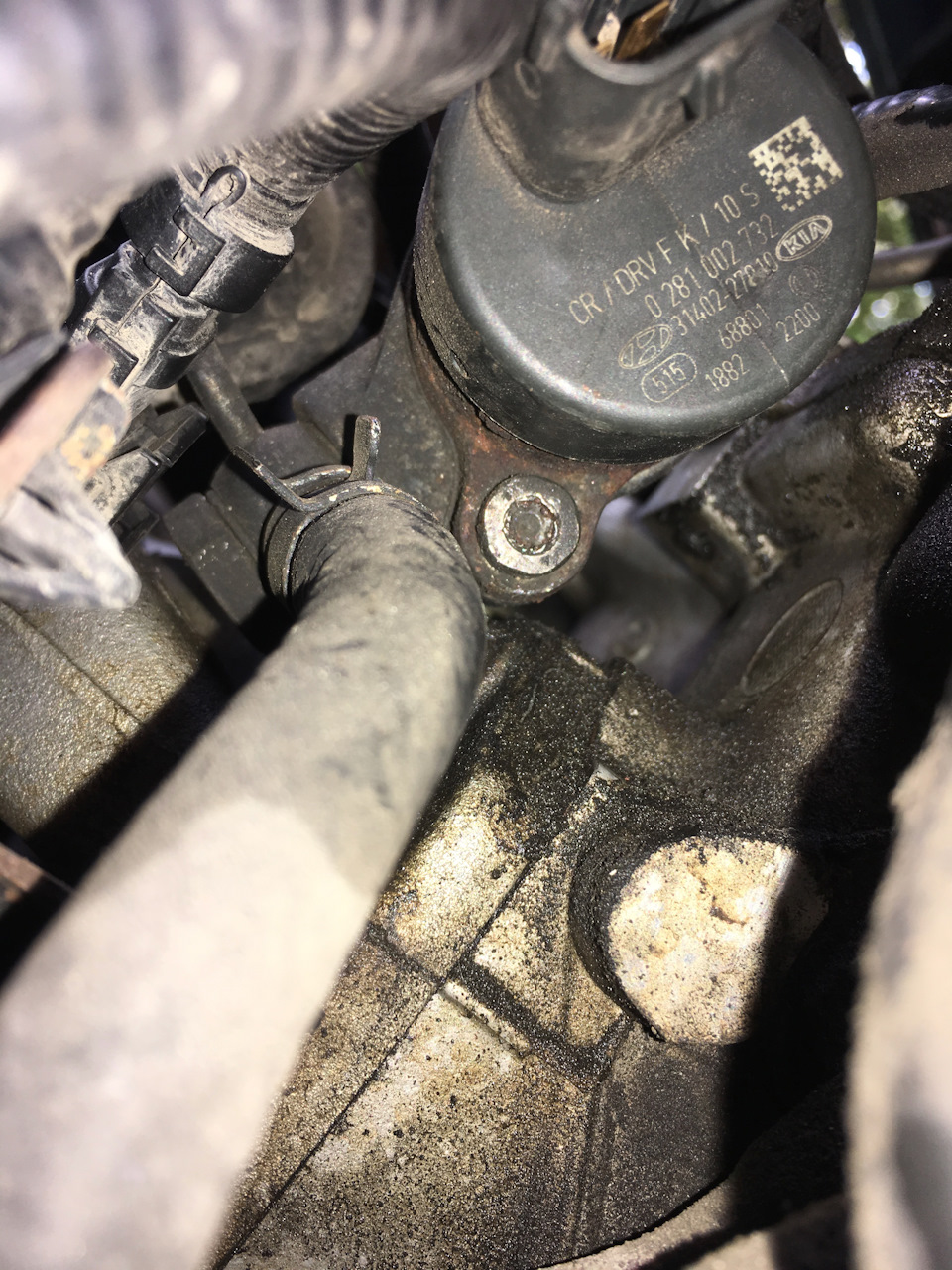 0281002732 Клапан регулятора давления топлива KIA HYUNDAI | Запчасти на ...