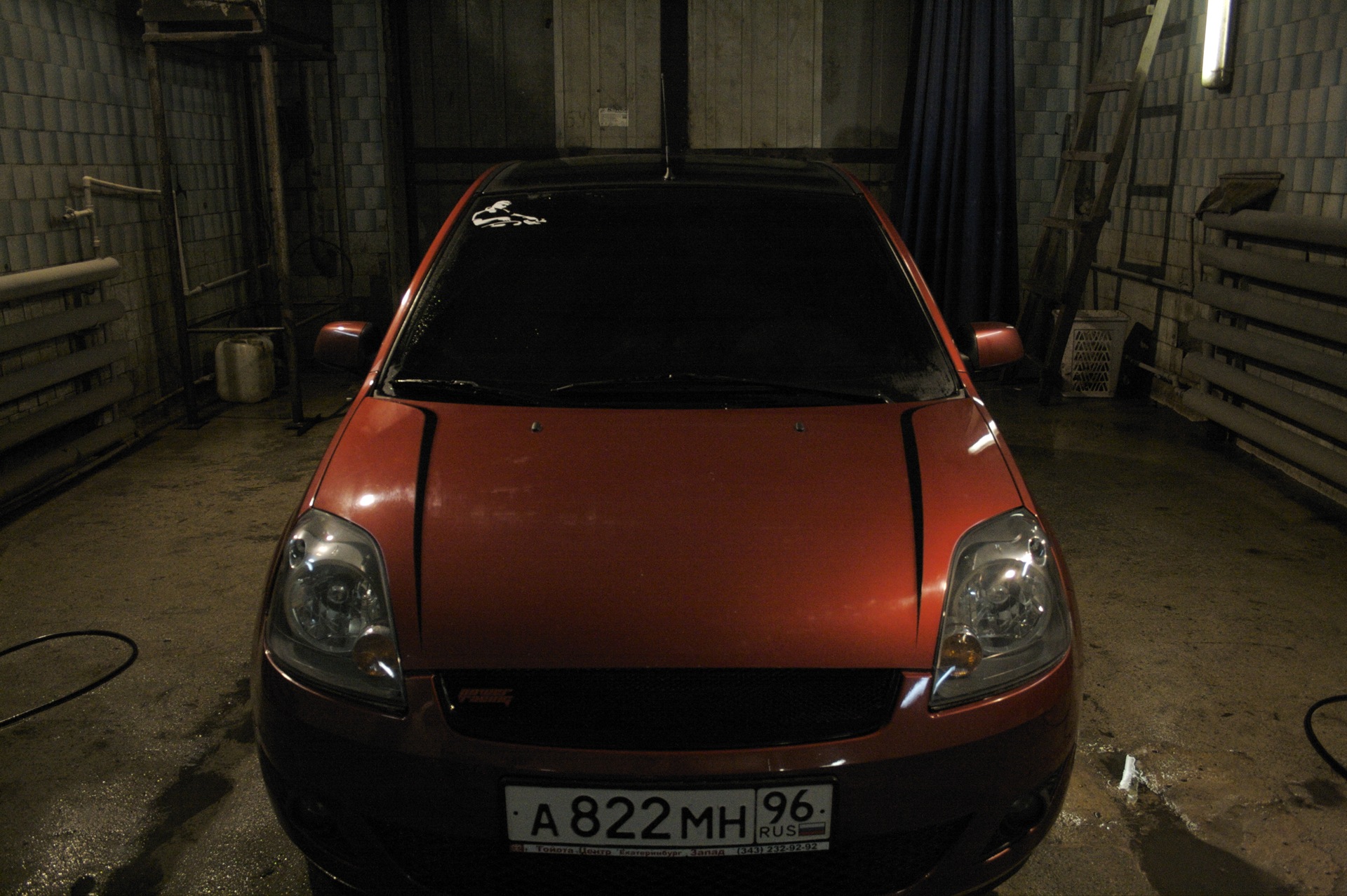 ФИЕСТА Прокачена — Ford Fiesta (Mk V), 1,6 л, 2006 года | тюнинг | DRIVE2