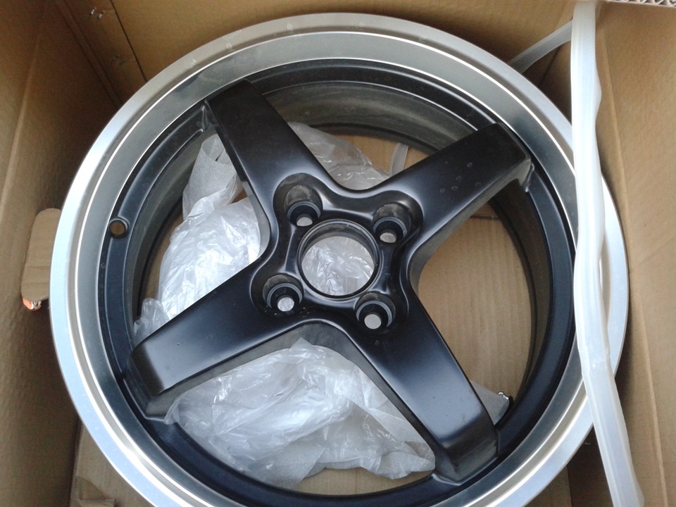 Cross street cr-15 bkf. Диски литье кресты. 6 cross street cr-25 <bkf>. Диски armani cross r19 bmw. 4 спицевые диски на ваз.