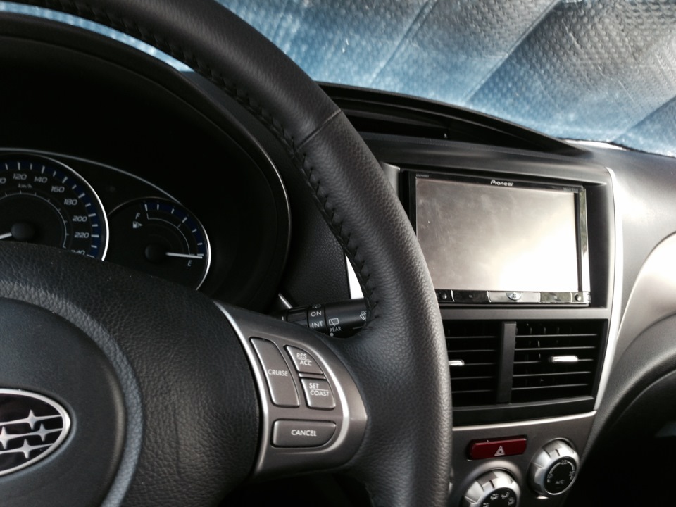 Pioneer AVH8400 BT — Subaru Forester (SH), 2,5 л, 2010 года