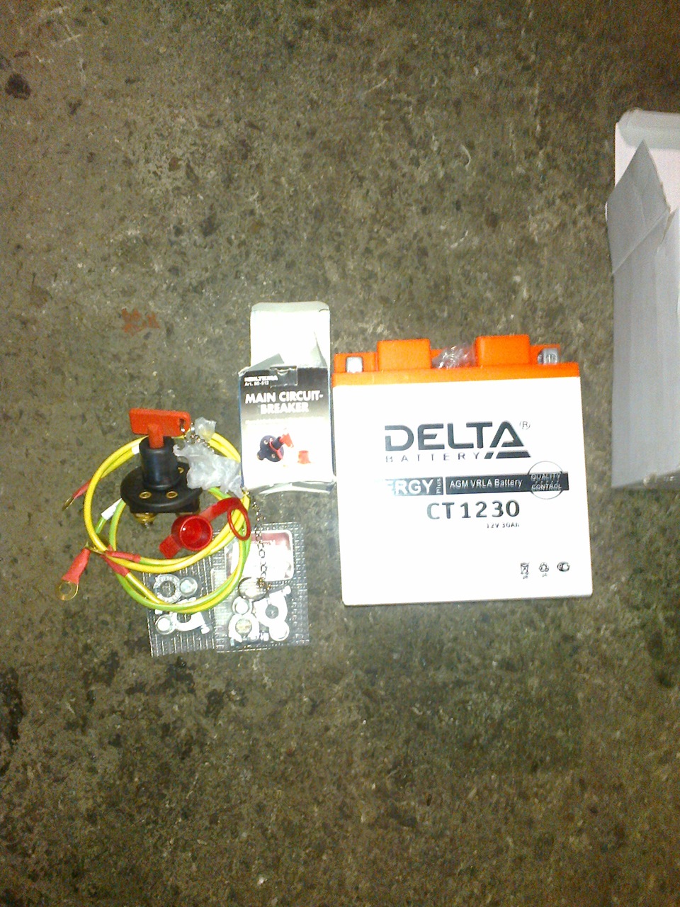 Установка второго аккума и выключателя массы. — Discovery classic, 0,8 ...