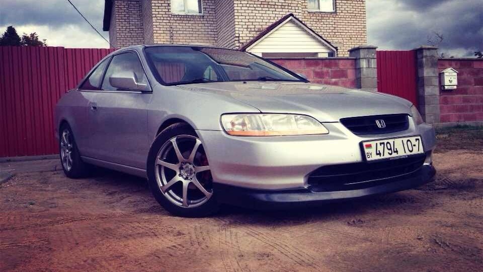 Honda Accord Coupe 2