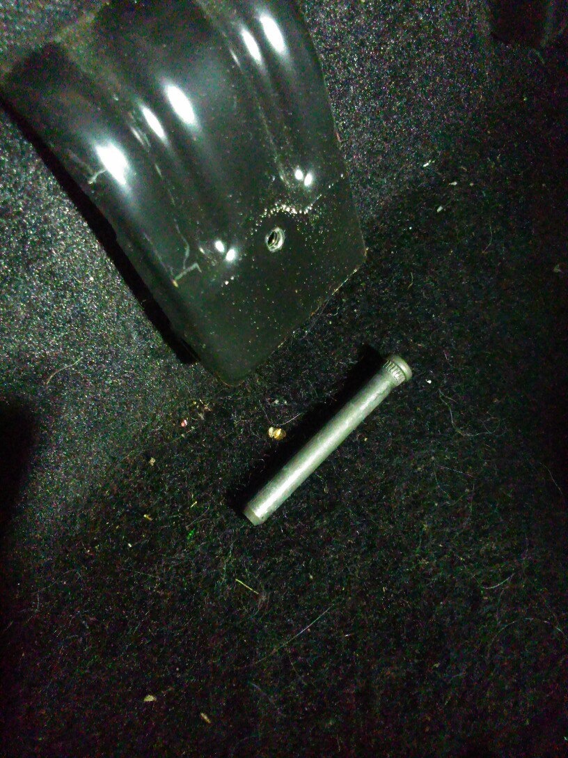 Снятие задних сидений — Volkswagen Golf Variant (Mk4), 1,6 л, 2003 года ...