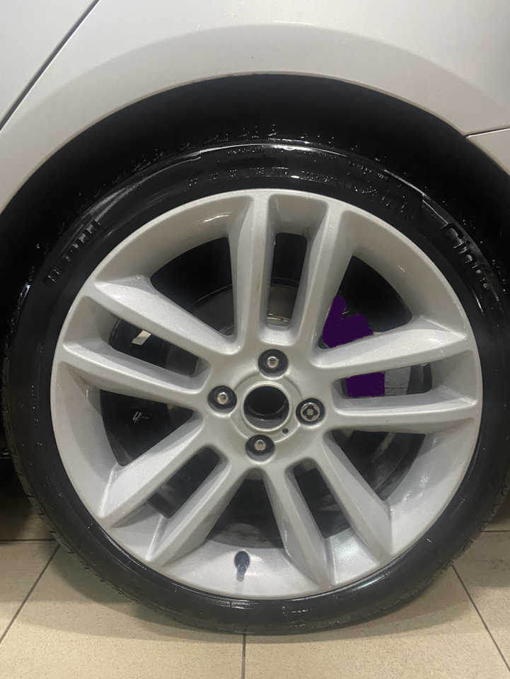 Литые диски Btg Germany 7Jx17 ET44 4x100 на Opel Corsa D, KIA Rio (3G ...